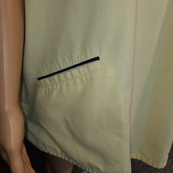 Metroscrubs XL Yellow Scrub Top w/Blue accents - Picture 5 of 9